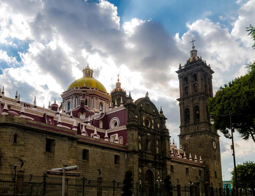 From Mexico City: Day trip to Puebla, Cholula, and Tonantzintla - Cholula, a sacred city with limited time