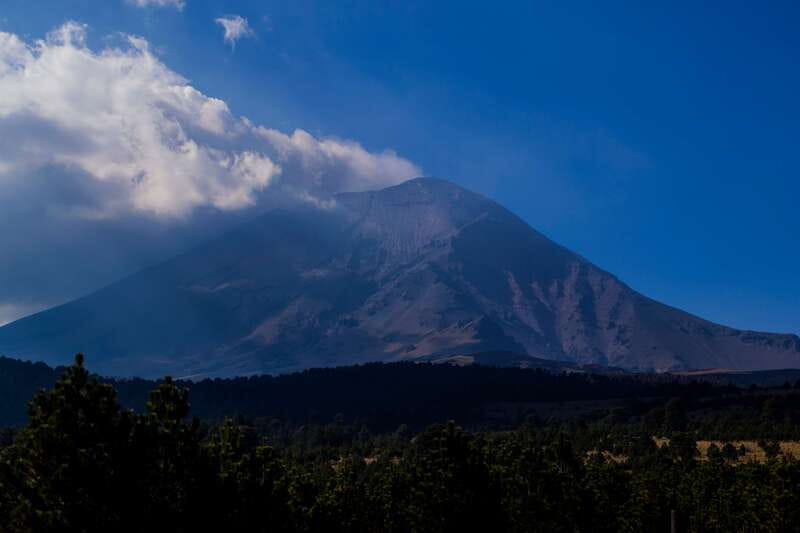 From Mexico City: Hike Iztaccihuatl Volcano with an Alpinist - Who should book this hike?