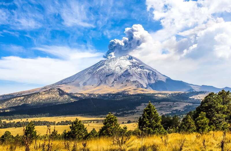 From Mexico City: Hike Iztaccihuatl Volcano with an Alpinist - Paso de Cortés gives you the first great view