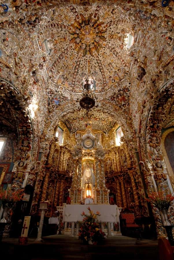 From Mexico City: One-day adventure: Puebla, Cholula, and Tonantzintla - Talavera pottery and the Parián Market