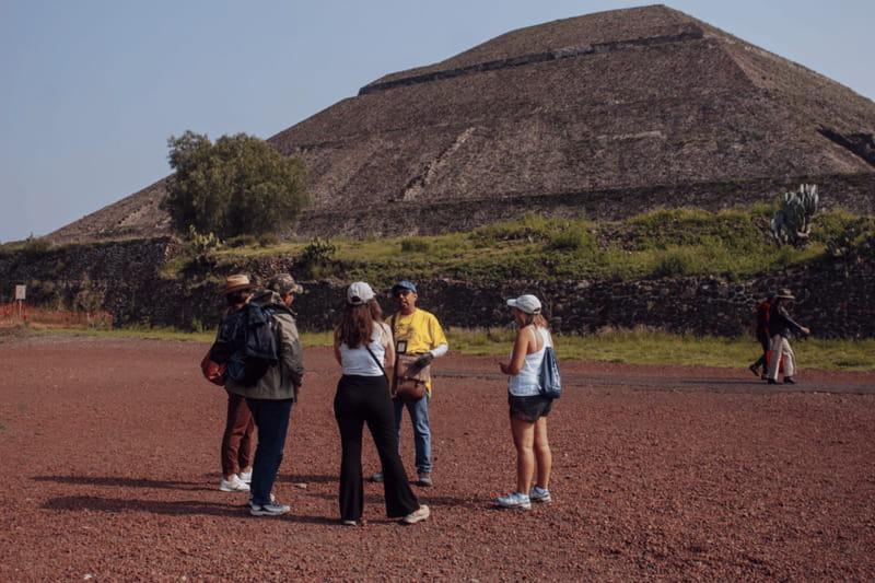 From Mexico City: Teotihuacan Tour & Reino Animal For Kids - Walking the pyramids with young children