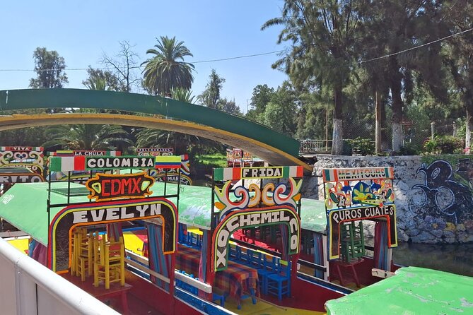 Full-Day Private Tour of Mexico City: Teotihuacan and Xochimilco - Central Mexico City: Fine Arts, the Zócalo, and Templo Mayor