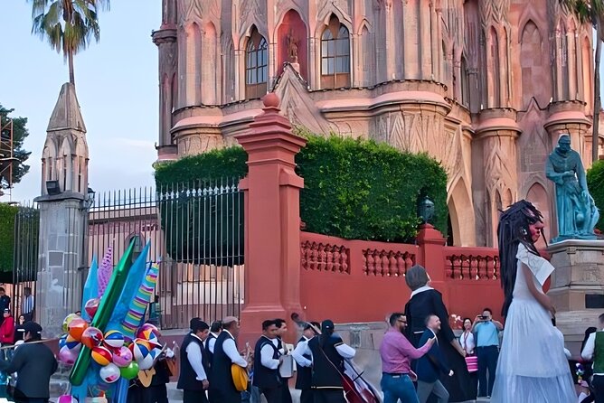 Full Day: San Miguel de Allende - Lunch is your responsibility