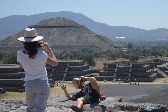 Full Day Tour of Teotihuacán and Basilica of Guadalupe - Pulque and mezcal: a short taste of Mexican tradition