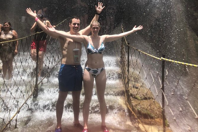Full-Day Tour to Tolantongo Hot Springs from Ciudad de Mexico - What the tour includes, and what that means for value
