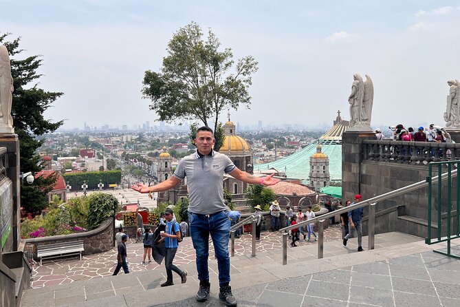 Full Visit of the Virgin of Guadalupe's village in private tour - Walking to the saint area and first chapel