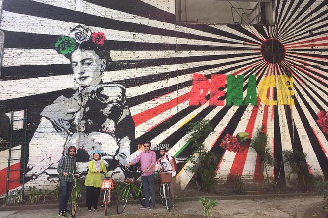 Graffiti & Urban Art Biketour w/ taco stop - Key points before you book