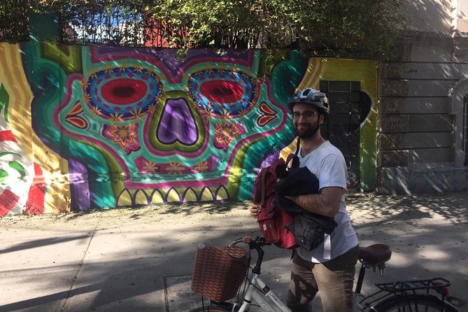 Graffiti & Urban Art Biketour w/ taco stop - Who should book this bike tour?