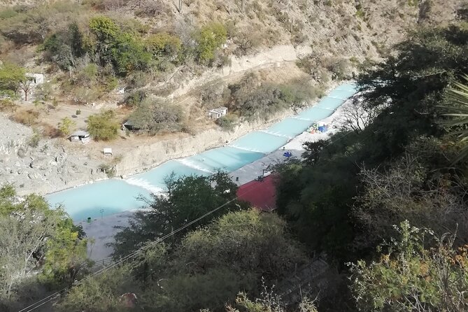 Grutas de Tolantongo Tour from Mexico City (1- or 2-day) - What the guide adds to a self-directed day