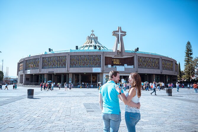 Guadalupe Shrine Tour - Starting at Hostal Amigo in Centro Histórico