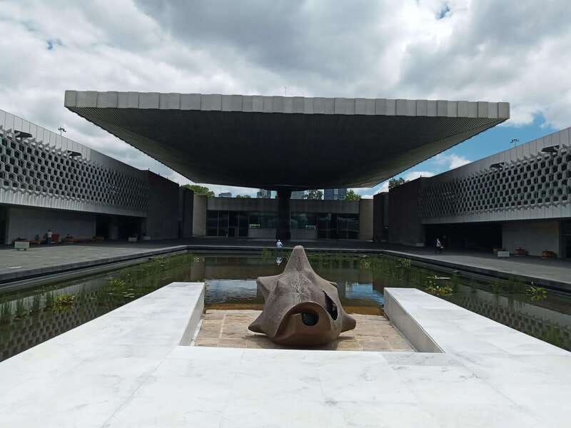 Guided Tour of the Museum of Anthropology - Maya art and the Mask of Pakal