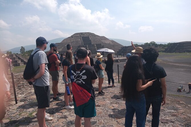 Guided Walking Tour to the Archaeological Zone of Teotihuacán - Palaces, apartments, and the everyday side of the site