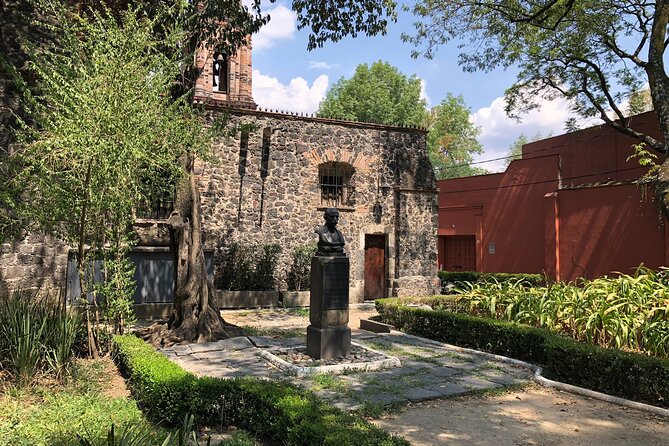 Hidden Gems of Mexico City: Exploration Game and Tour - Looking across Tagle Park