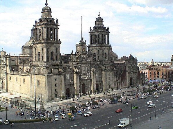 Highlights & Hidden Gems With Locals: Best of Mexico City Private Tour - Key points to know before you book