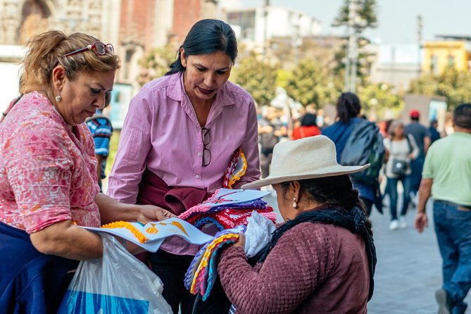 Highlights & Hidden Gems With Locals: Best of Mexico City Private Tour - What the local tasting adds