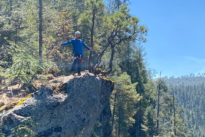 Hiking adventure in CDMX - Los Dinamos, where the city gives way to forest and water