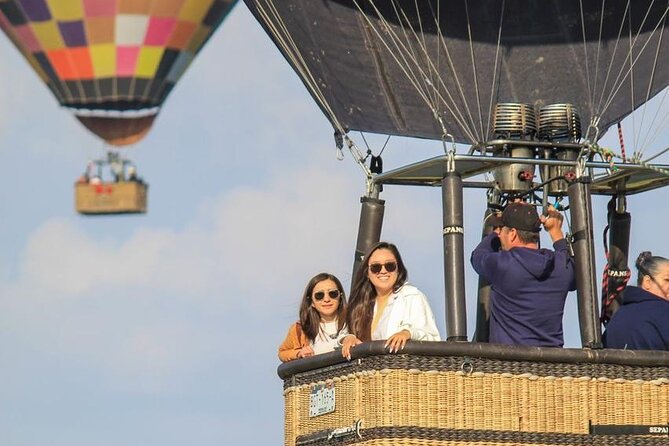 Hot Air Balloon Flight over Teotihuacan with CDMX Transportation - Key points to know before booking