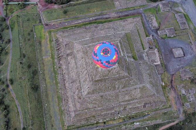 Hot Air Balloon Flight over Teotihuacan with CDMX Transportation - The 5:00 am pickup from Mexico City