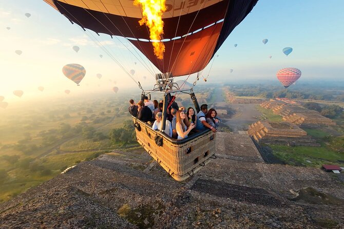 Hot Air Balloon Flight Teotihuacan With Pickup and Breakfast - Breakfast inside La Cueva Teotihuacan