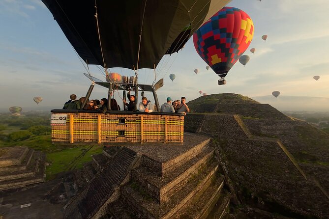 Hot Air Balloon Flight Teotihuacan With Pickup and Breakfast - What $173.25 gets you