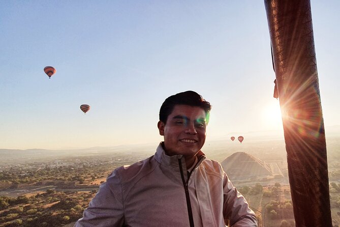 Hot air balloon from CDMX and Restaurant la Gruta (ORIGINAL) - Key points to know before booking