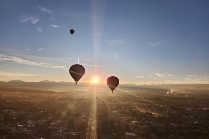Hot Air Balloon Ride Over Teotihuacan With Guided Tour And Cave - Breakfast after the flight