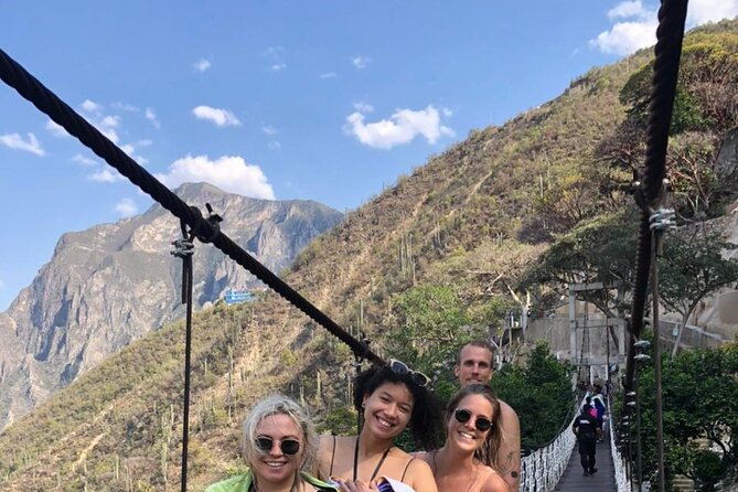 Incredible Tolantongo Grottoes from CDMX - Who should book this day trip