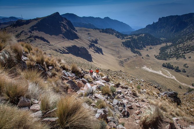 Iztaccihuatl Volcano Hike with an Alpinist - La Joya and the first climb at 3,990 meters