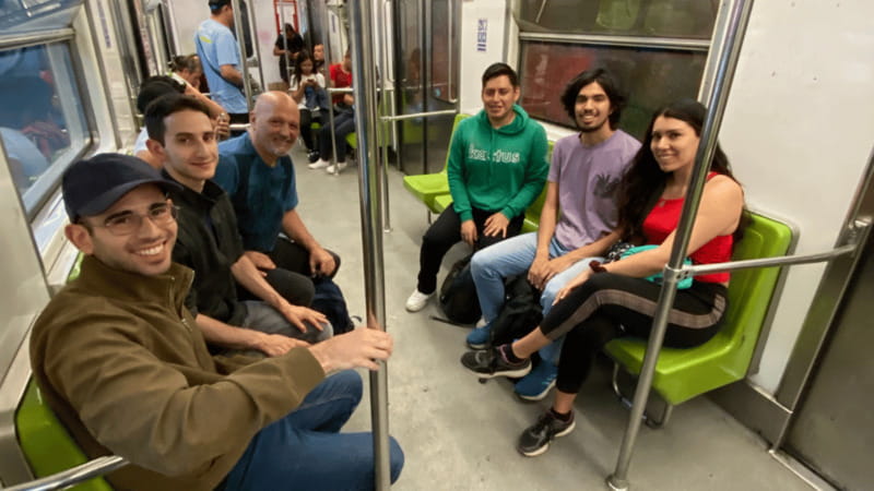 Iztapalapa: Cable Car Tour and Urban Art From the Heights - Clothing, health, and meeting-day advice