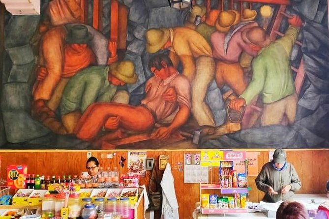 La Catrina & Muralism: Diego Rivera’s Legacy & Frida Kahlo - The best part: murals you would not find alone