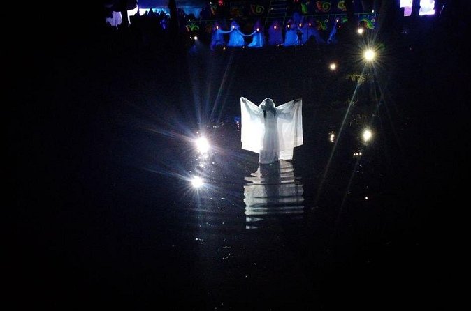 Legendary Day of the Dead Night Show in Xochimilco - Who will enjoy this Xochimilco night show