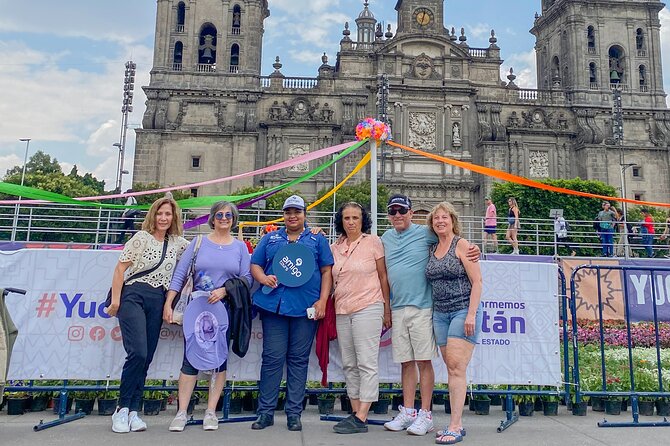 Local Markets & Food Tour in Mexico City - Your first bite, tacos at a local taquería
