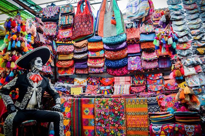 Local Markets & Food Tour in Mexico City - La Ciudadela, a practical place for Mexican crafts