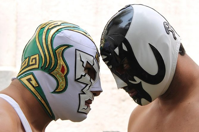 Lucha Libre Experience with Tequila, Walking Tour & Arena Show - The guide can shape the whole night
