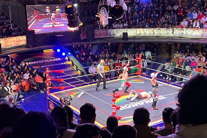 Lucha Libre Saturday Show in Mexico City (SEATS FROM BALCONY) - Meeting the guide at 6:30 pm