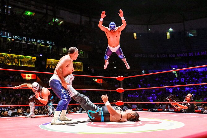 Lucha Libre Tour: guide by professional lucha libre wrestler - Why a wrestler-led introduction changes the night