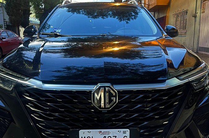 Luxury Private Transportation Service in Mexico City - The most reassuring detail: airport coordination after a delay