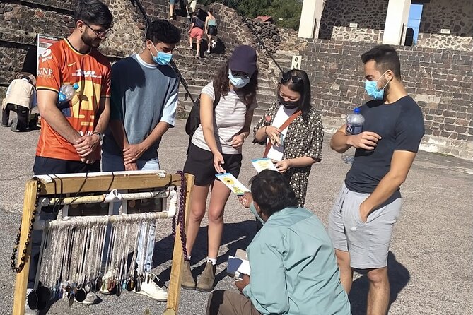 Magic Teotihuacan and Chocolate - What the guides add to the ruins