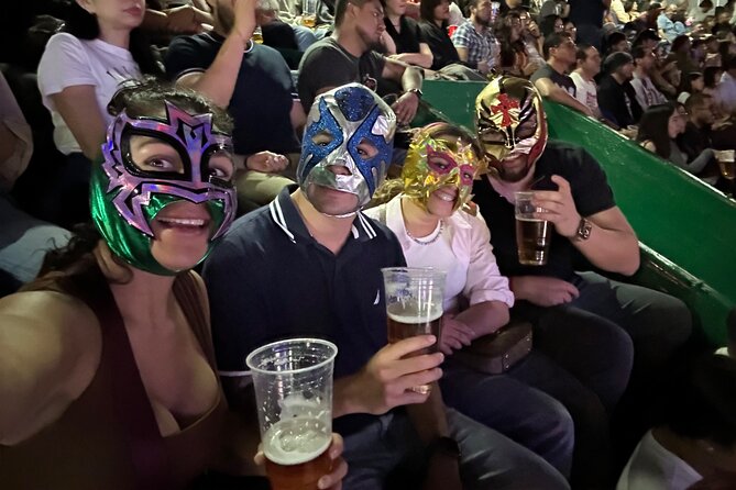 Mexican Wrestling and Gastronomy Show - What happens at Arena México