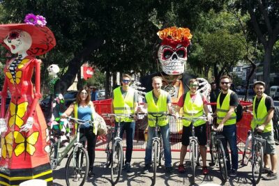 Mexico bike tour - Chapultepec Park and the city at a slower pace