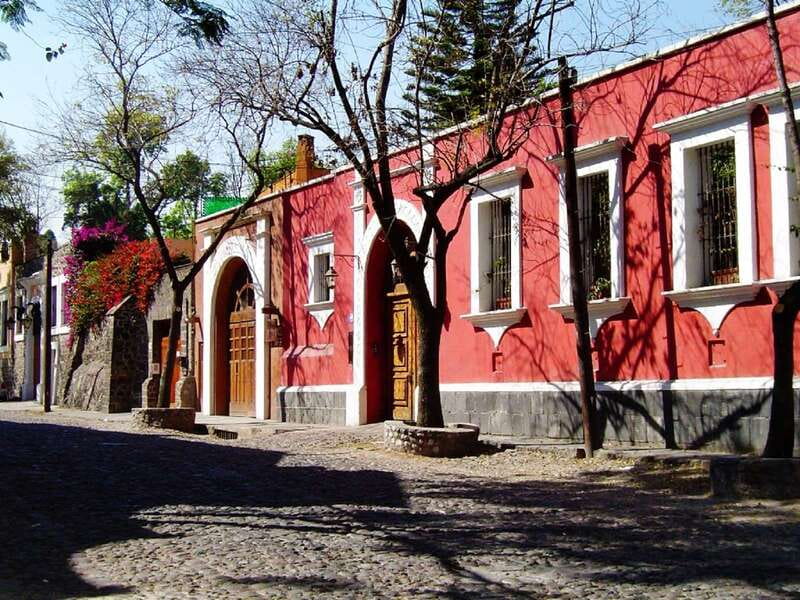 Mexico City: Bazaar Saturday, Convent of Carmen & San Angel - San Angel, where mansions carry old stories