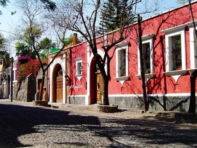Mexico City: Bazaar Saturday, Convent of Carmen & San Angel - Chimalistac, bridges and small chapels