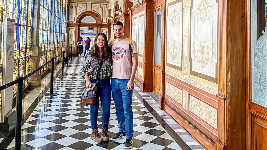 Mexico City: Chapultepec Castle After-Hours Guided Tour - A guide who tells stories instead of dates