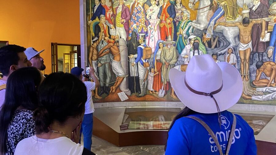 Mexico City: Chapultepec Castle and Anthropology Museum Tour - Who gets the best value for $47