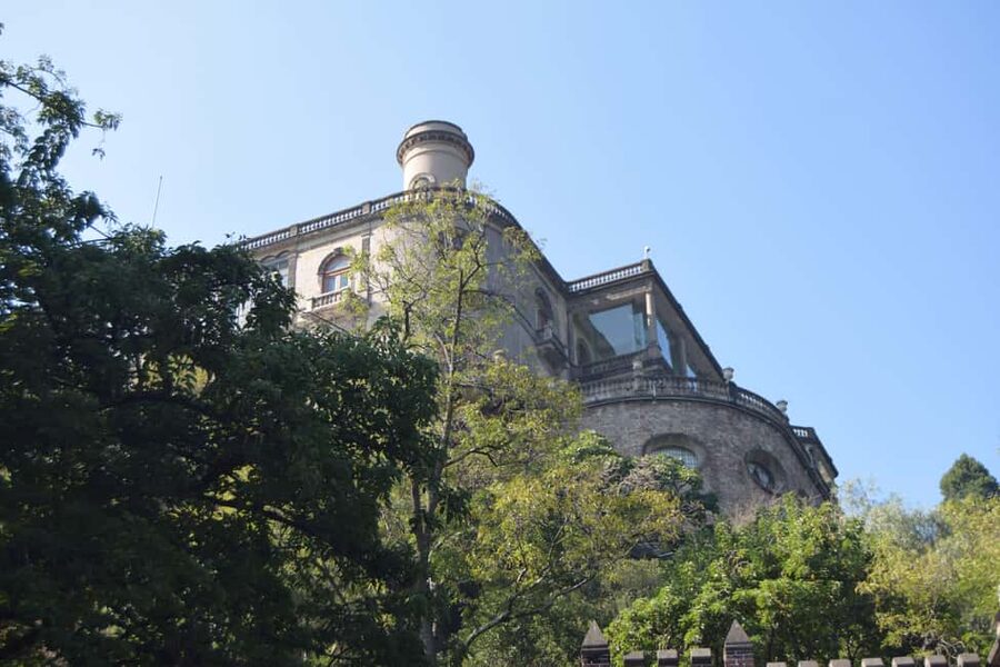 Mexico City: Chapultepec Castle and Forest Guided Tour - Should you book the Chapultepec Castle and Forest tour?