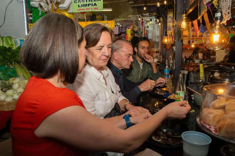 Mexico City: Coyoacan Tacos Food Tour & Optional Frida Kahlo - Handmade ice cream at Fuente de los Coyotes