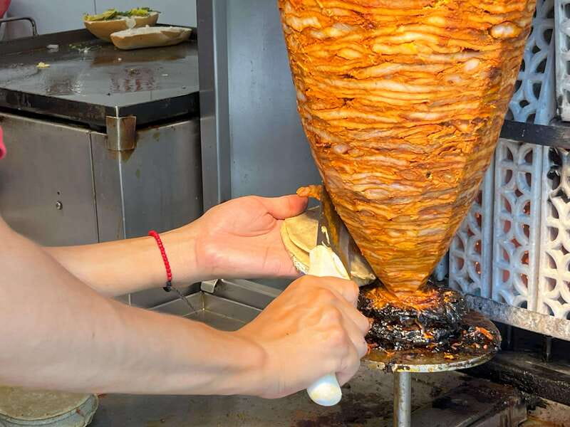 Mexico City: Coyoacan Tacos Food Tour & Optional Frida Kahlo - Adding the Frida Kahlo Museum