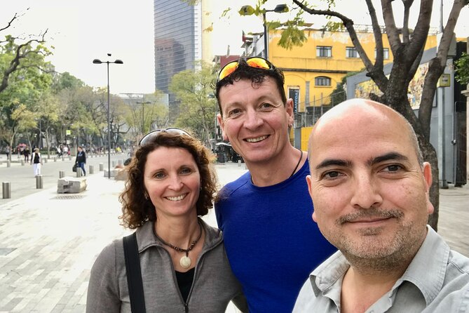 Mexico City Custom Private Tour with a Local, Highlights & Hidden Gems - What the Guides Add to the Walk