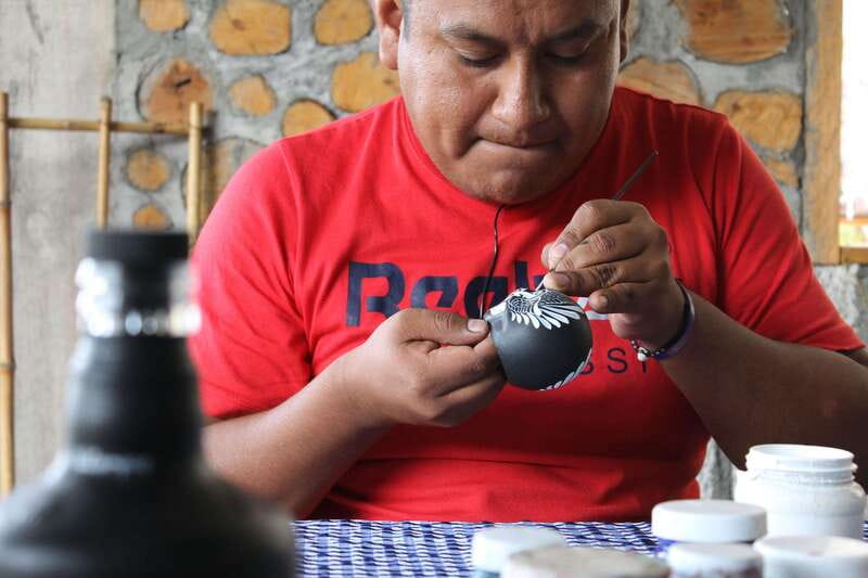 Mexico City: Day of the Dead House and craft workshop - Pairing the visit with Xochimilco