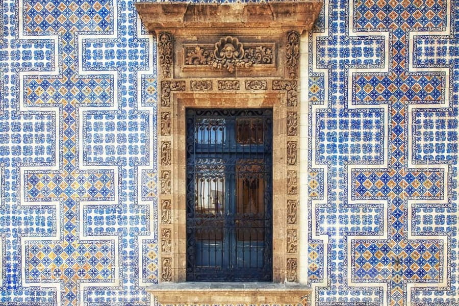 Mexico City Downtown Highlights Private Walking Tour - Blue tiles at the House of Tiles
